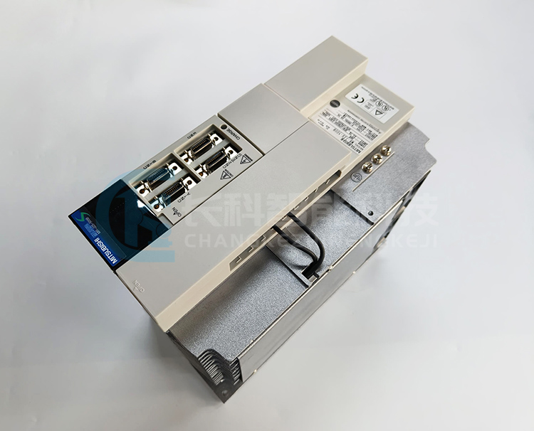 三菱伺服驅(qū)動模塊MR-J2S-500B