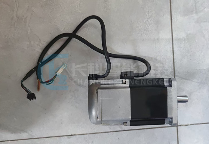 松下機(jī)器人TB-1400電機(jī)TS4613N8337E200