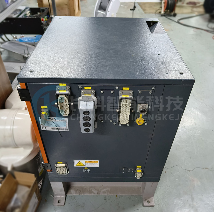 KUKA庫卡機(jī)器人KR C4 smallsize-2控制機(jī)柜